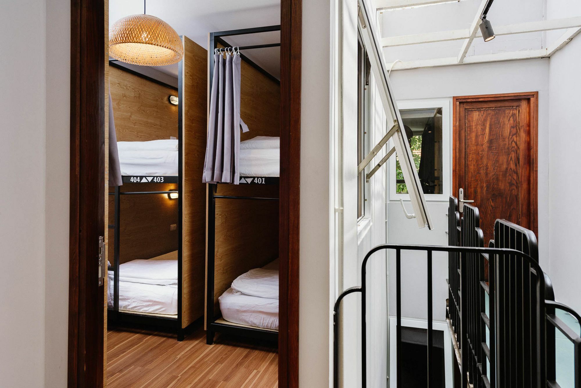 Reddoorz Hostel Near St. Joseph'S Cathedral Ханой Экстерьер фото