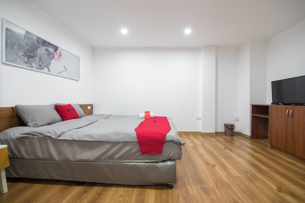 Reddoorz Hostel Near St. Joseph'S Cathedral Ханой Экстерьер фото
